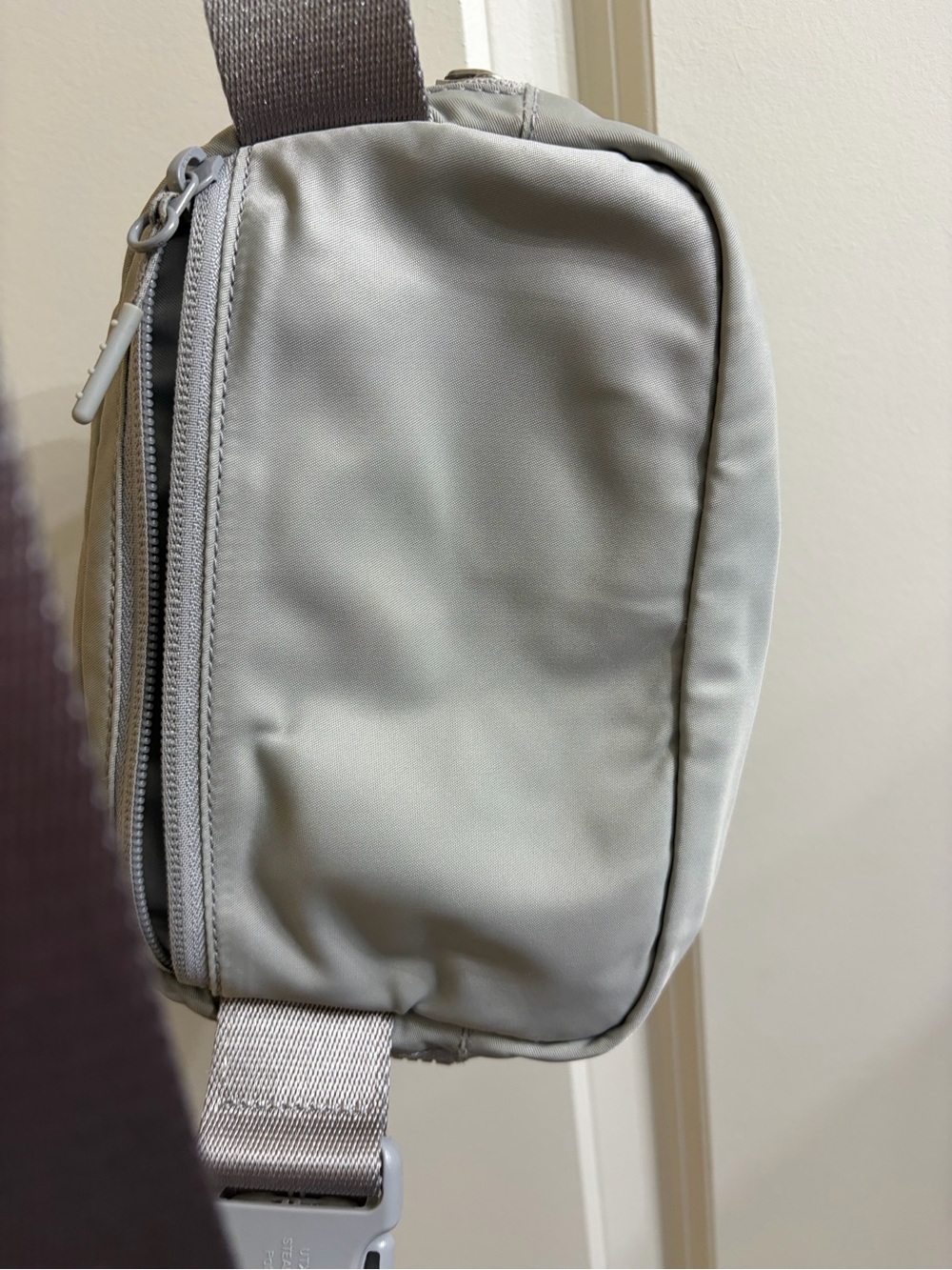 Lululemon belt bag - Picture 2 of 6